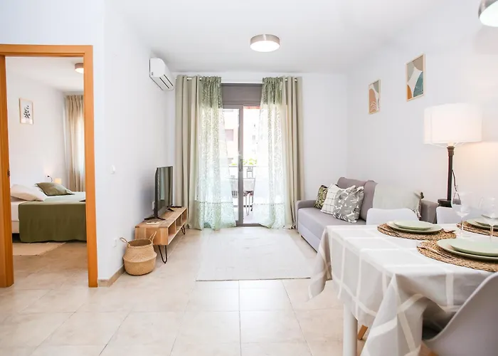 Es Freus Modern In Quiet Area Apartamento *