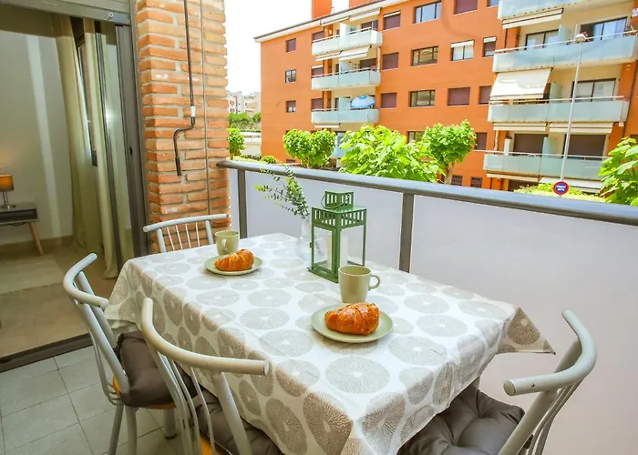 Es Freus Modern In Quiet Area *